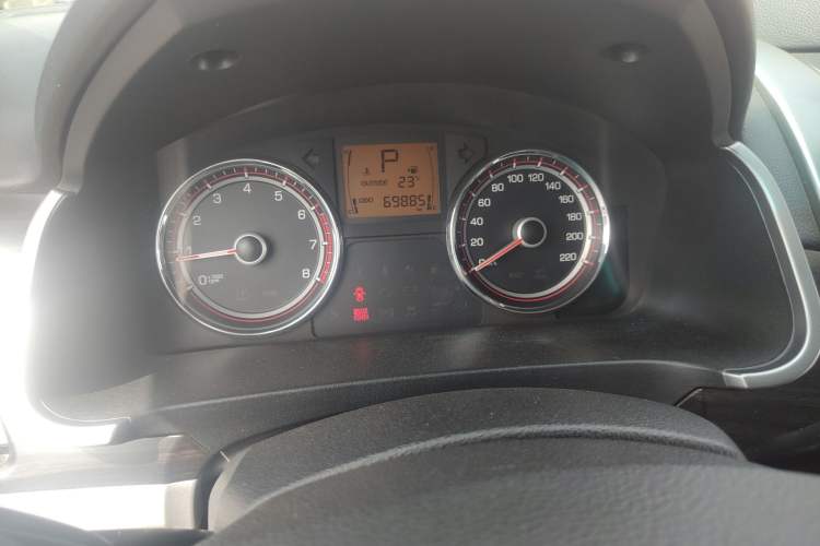 Used SsangYong Korando 2015 2.0L 4x4 Automatic Zhi Chun Edition
