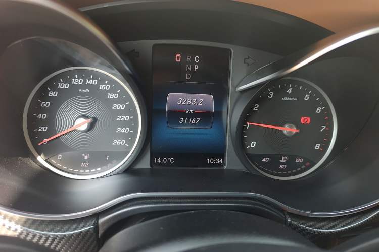 Used Mercedes-Benz V-Class 