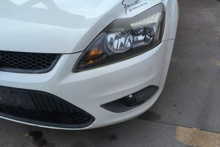 Used Ford Focus 2013 Hatchback Classic 1.8L Automatic Base Model Left Front Headlight