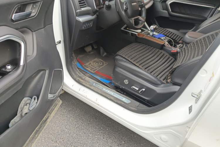 Used Haval H6 2017 Blue Label 2.0T Automatic Two-Wheel Drive Smart Edition