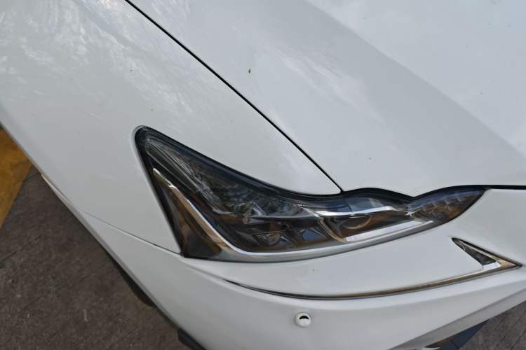 Used Lexus IS 2017 300 F SPORT Edition Right Front Headlight