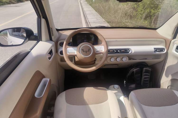 Used Wuling Hongguang MINIEV 2024 3rd Generation 215km Youth Edition