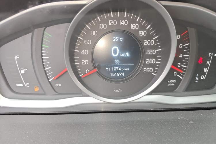 Used Volvo S60 2019 S60L Facelift T5 Intelligent Advanced Edition Odometer Close Up