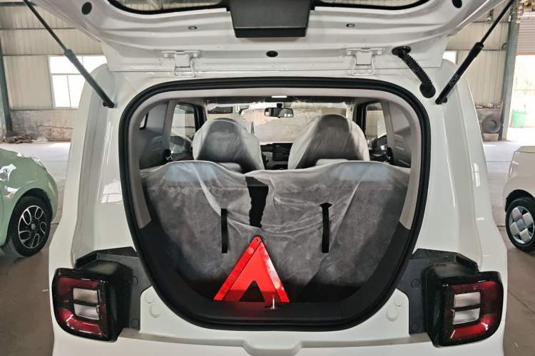 Used Geely Galaxy Panda 2025 210 km – Yuanqi Bear
