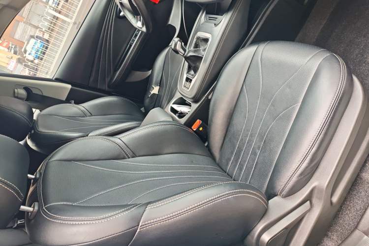 Used JETOUR X70M 2021 1.5T Manual Urban Partner Model 5 Seats
