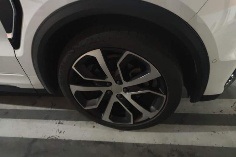 Used Lynk & Co 05 2022 2.0TD Four-Wheel Drive Dynamic Halo