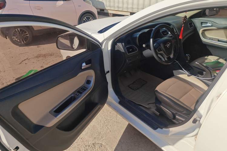 Used Haima Fumei 2014 M5 1.6L Manual Elite Model