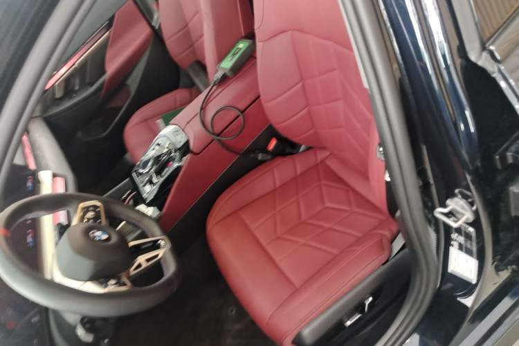 Used BMW 5 Series 2025 530Li Leading Model M Sport Package Left Front Seat