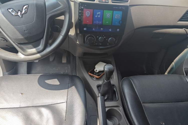 Used Wuling Hongguang 2020 1.2L S Base Model China VI LSI
