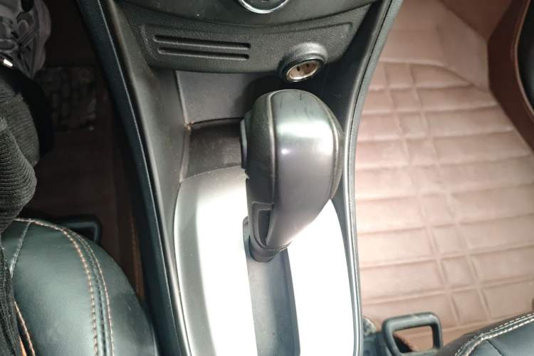 Used Chevrolet Trax 2016 1.4T Automatic Two-Wheel Drive Comfort Version with Sunroof