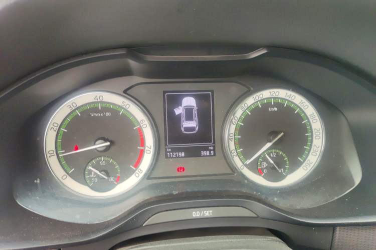 Used Skoda Kodiaq 2018 Facelifted TSI330 5-Seater Two-Wheel-Drive Comfort Edition Instrument Cluster