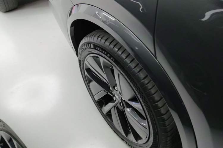 Used Li Auto L9 2022 Max model