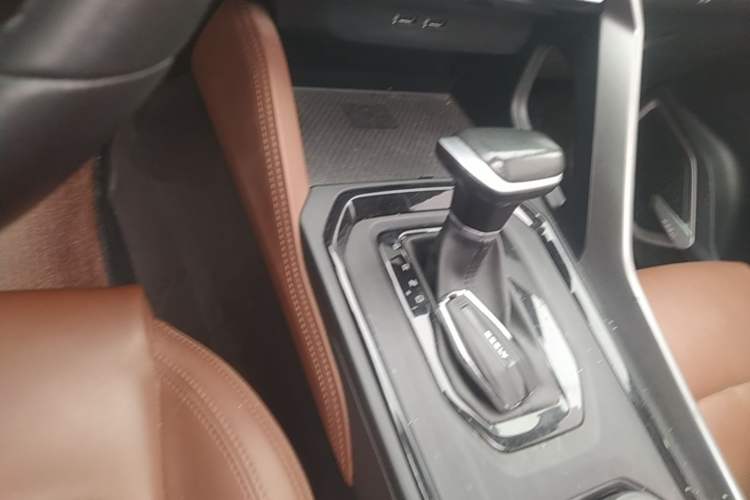 Used Geely Auto Vision X6 2021 PRO 1.4T Automatic Prestige Model