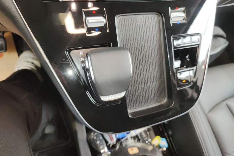 Used Hongqi HQ9 PHEV 2024 2.0T Four-Wheel Drive Luxury Edition