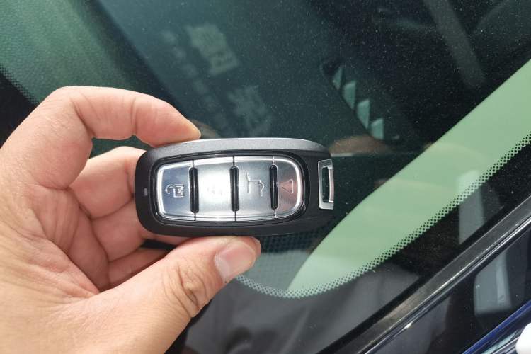 Used Kia K5 2020 270T CVVD Luxury Edition Vehicle Key