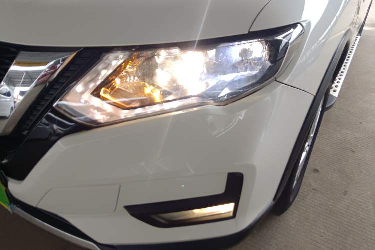 Used Nissan X-Trail 2021 2.0L CVT 2WD XL ITS Comfort Commemorative Edition Left Front Headlight