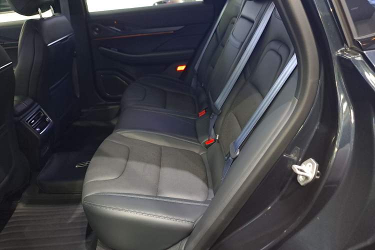 Used Lincoln Z 2022 iKoo Centennial Limited Edition Left Rear Seat