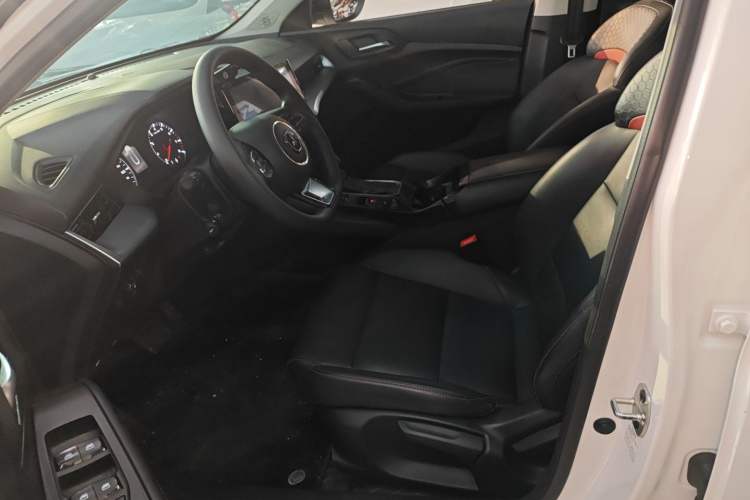 Used MG 5 2023 180 DVVT CVT Luxury Edition
