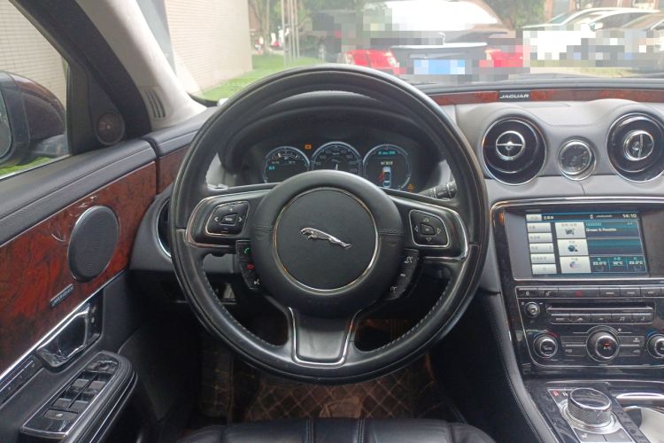 Used Jaguar XJ 2015 XJL 2.0T Two-Wheel Drive Panoramic Business Edition