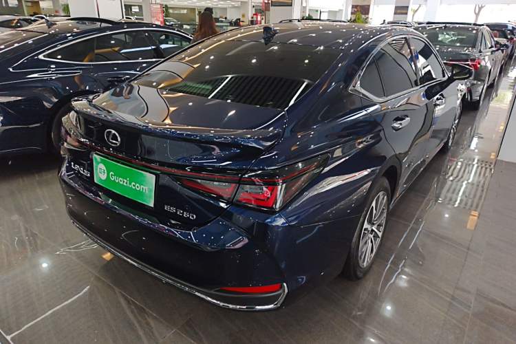 Used Lexus ES 2025 200 Premium Edition