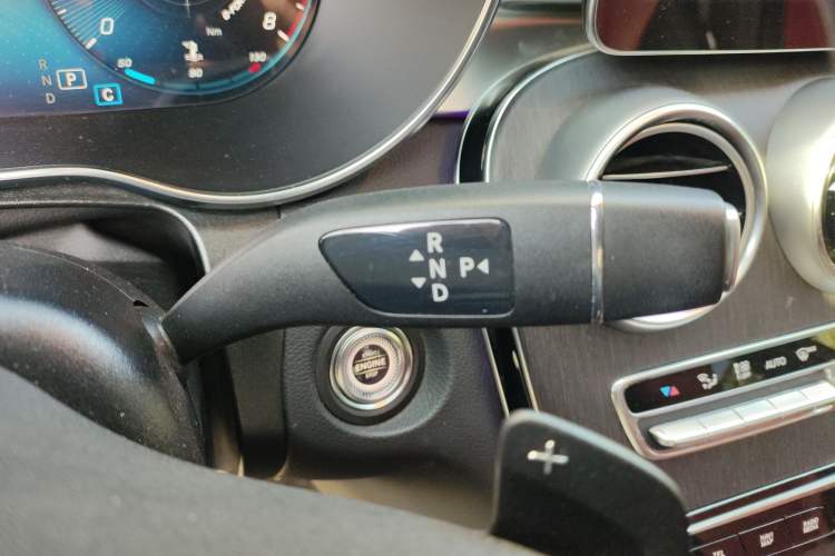 Used Mercedes-Benz GLC Coupe 2021 GLC 300 4MATIC Coupe SUV Gear Lever