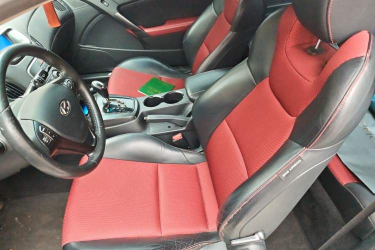 Used Hyundai Genesis Coupe 2012 2.0T Automatic Luxury Edition