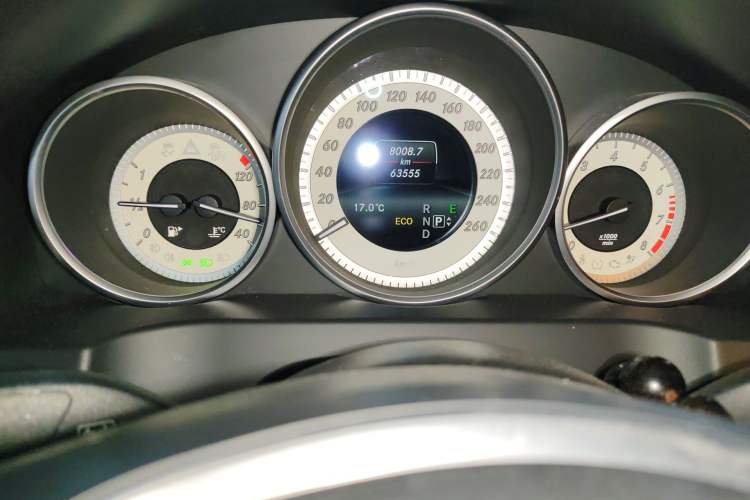 Used Mercedes-Benz E-Class 2014 E 200 Coupe Odometer Close Up