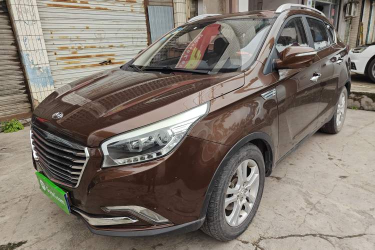 Used Huatai Santa Fe 2016 1.5T Gasoline Manual Two-Wheel Drive Smart Enjoyment i3 Model