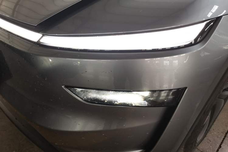 Used Tesla Model Y 2025 Rear-Wheel Drive First Edition Left Front Headlight