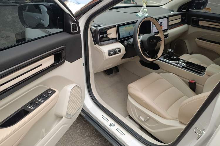 Used Geely Auto icon 2023 1.5TD Chocolate Luxe Edition
