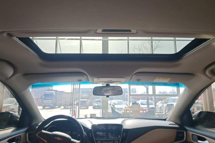 Used Chevrolet Monza 2022 320 Automatic Enjoyment Sunroof Version
