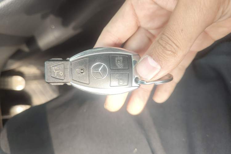 Used Mercedes-Benz V-Class 2017 V 260 L Prestige Extended Edition
