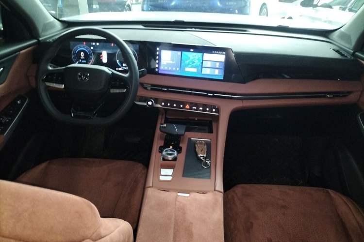 Used Changan CS75 PLUS 2025 Model, 3rd Generation Champion Edition 1.5T Jinghang Version
