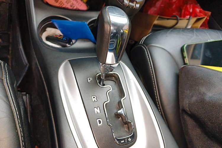 Used Dodge Journey 2013 2.4L Two-Wheel Drive Luxury Version