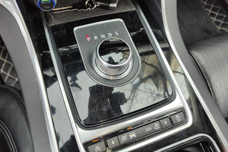 Used Jaguar XF 2016 XF 2.0T Two-Wheel-Drive Luxury Edition