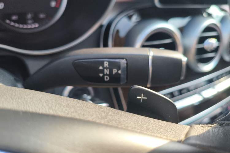 Used Mercedes-Benz C-Class 2015 Facelift C 200 L
