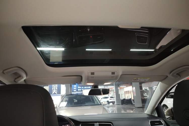 Used Volkswagen Golf 2019 280TSI DSG Luxury Version China VI Standard