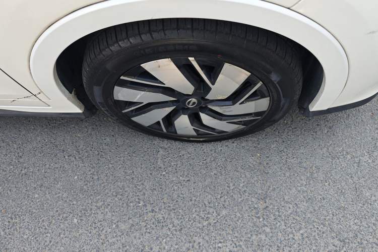 Used AION Trumpchi GE3 2017 310 Smart Edition Right Front Wheel Hub