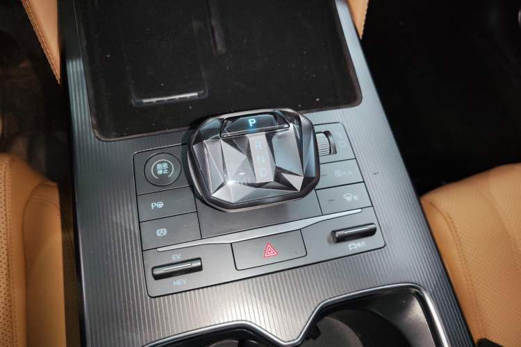 Used BYD Song L DM-i 2024 160 km Excellence Version