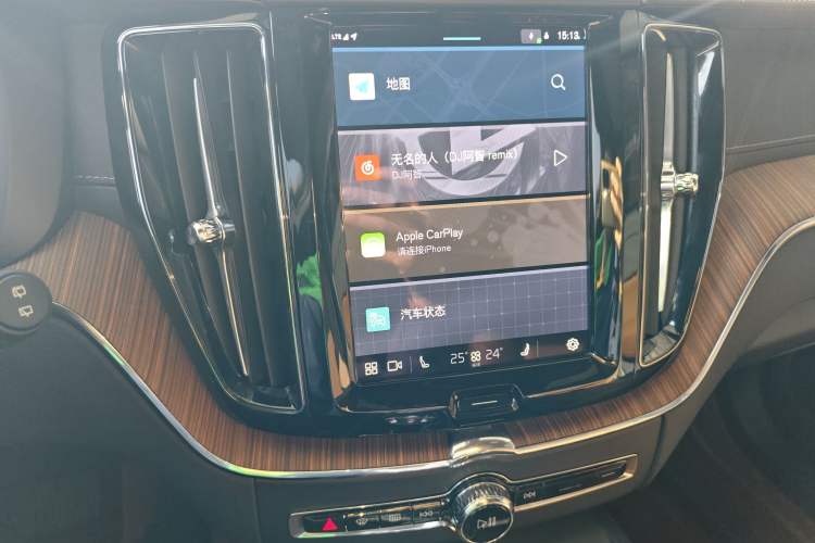 Used Volvo XC60 2025 B5 Four-Wheel Drive Smart & Advanced Luxury Edition
