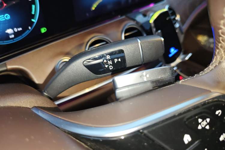 Used Mercedes-Benz E-Class New Energy 2021 E 350 e L Plug-in Hybrid Sedan