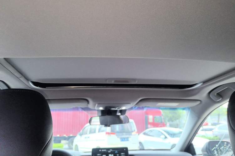 Used Toyota Camry 2021 2.0G Luxury Edition
