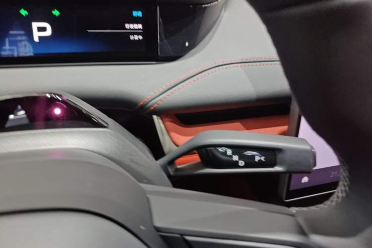 Used Xiaomi Auto SU7 2024 Rear-Drive Ultra-Long Range Advanced Pro-Level Intelligent Driving Version
