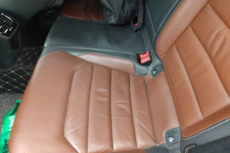 Used Volkswagen Lamando 2015 280TSI DSG Comfort Edition
