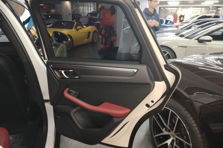 Used Porsche Macan 2023 Macan 2.0T