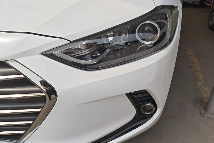 Used Hyundai Elantra (6th Generation / Lingdong) 2016 1.6L Automatic ZhiXuan – Elite Version Left Front Headlight