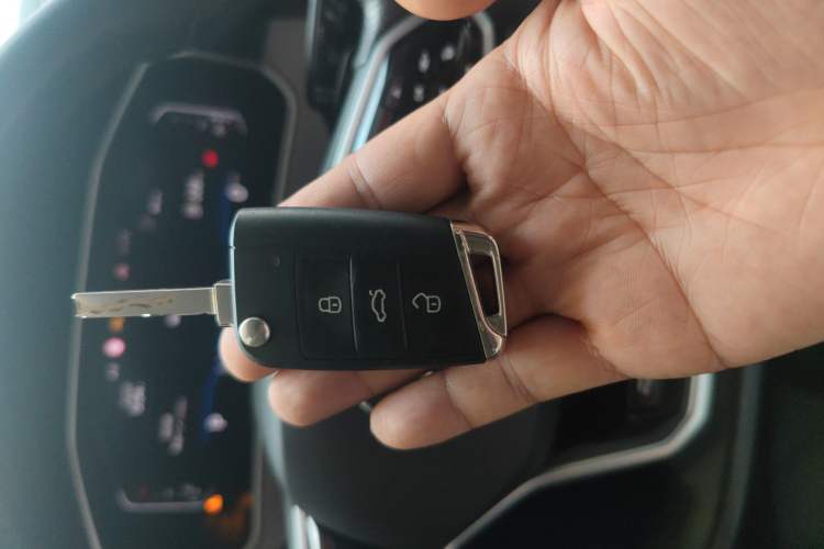 Used Volkswagen Tayron X 2023 330TSI Two-Wheel-Drive Prestige High-Energy Version Vehicle Key