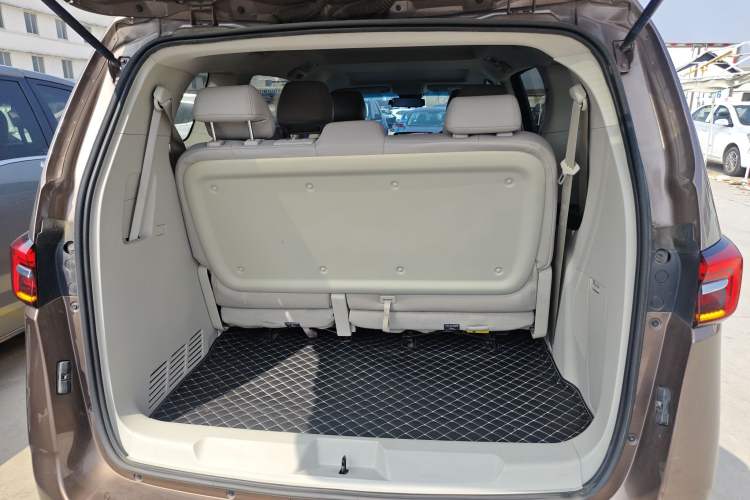 Used Buick GL8 2020 Land Cruiser Executive Class 652T Comfort Model
