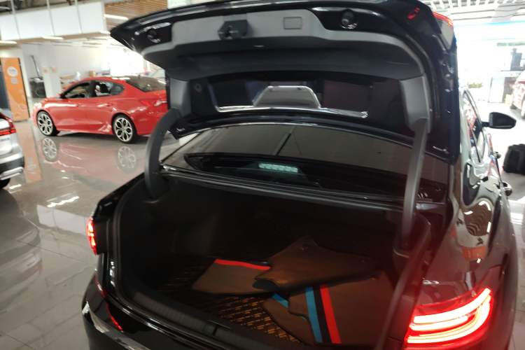 Used Volkswagen Passat 2024 330TSI Elite Edition