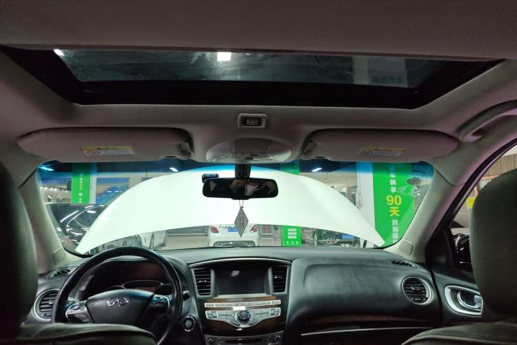 Used Infiniti QX60 2016 2.5 S/C Hybrid Two-Wheel-Drive Excellence Edition China V Standard